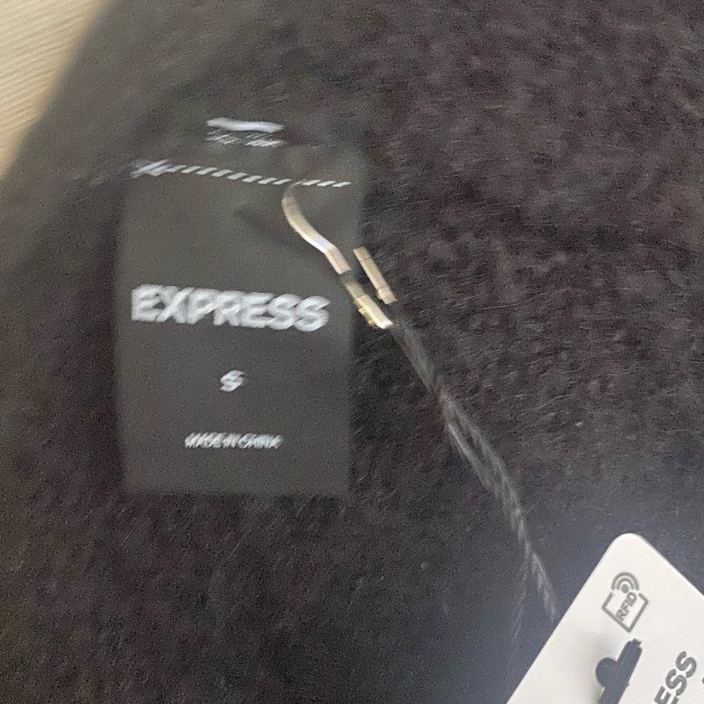NWT-EXPRESS-BLACK REVERSIBLE SWEATER-WOMENS SIZE SMALL - Picture 6 of 7